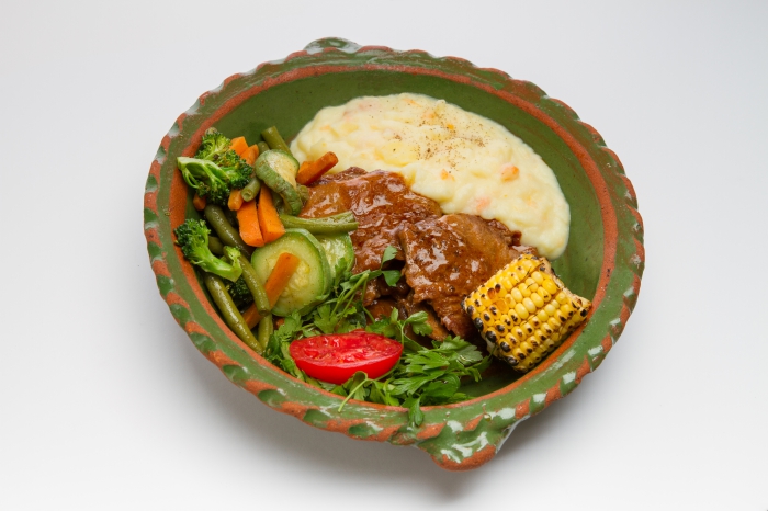 فیله گوساله با سس قارچ