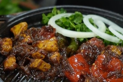 خوراک مخصوص مرغ